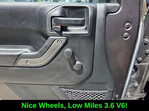 Used 2017 Jeep Wrangler Unlimited Sport AWD/4WD image 20