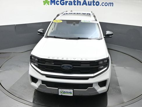 Used 2025 Ford Expedition Max Platinum image 28