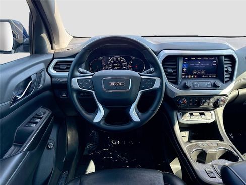 Used 2023 GMC Acadia SLT w/ Technology Package image 20