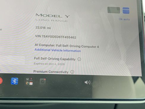 Used 2026 Tesla Model Y 2WD image 25