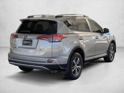 Used 2016 Toyota RAV4 XLE image 5