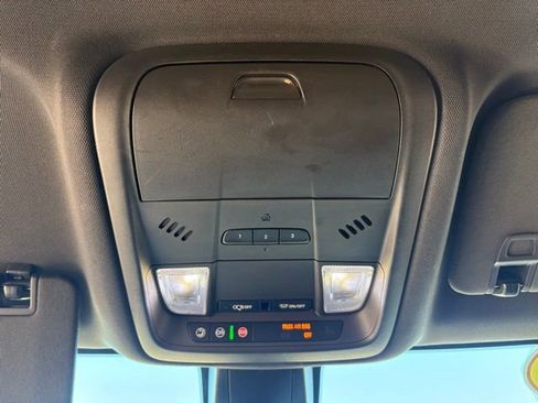 Used 2019 Chevrolet Blazer RS image 24