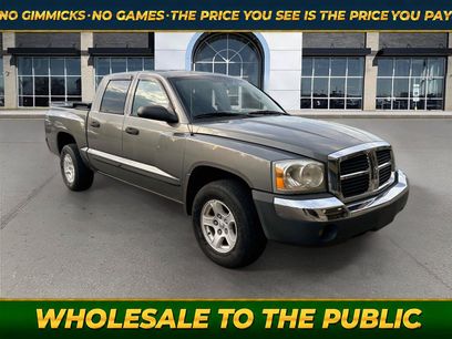 Used 2005 Dodge Dakota SLT