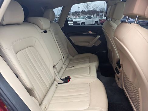 Used 2019 Audi Q5 2.0T Premium Plus w/ Premium Plus Package image 7