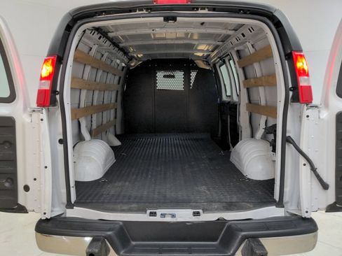 Used 2024 Chevrolet Express 2500 w/ Driver Convenience Package RWD image 30