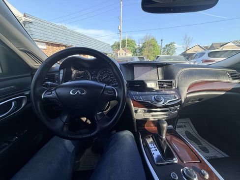 Used 2011 INFINITI M37 x w/ Premium Pkg image 7