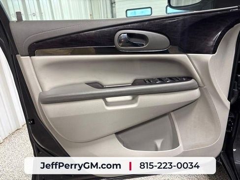Used 2017 Buick Enclave Convenience w/ Trailering Package FWD image 8