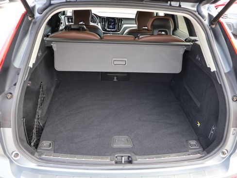 Used 2019 Volvo XC60 T6 Inscription w/ Protection Package Premier AWD/4WD image 15
