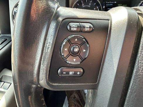 Used 2016 Ford F250 Lariat w/ Lariat Ultimate Package AWD/4WD image 19