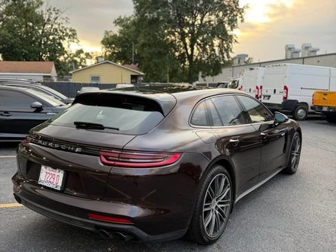 Used 2020 Porsche Panamera 4 AWD/4WD image 5