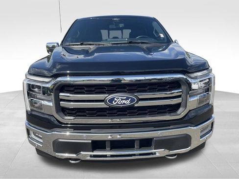Used 2024 Ford F150 Lariat w/ Equipment Group 502A High AWD/4WD image 17