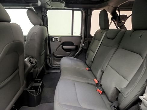 Used 2021 Jeep Wrangler Unlimited Sport AWD/4WD image 21