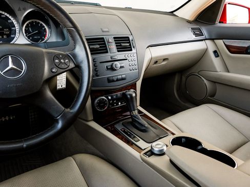 Used 2011 Mercedes-Benz C 300 Sedan w/ Premium 1 Pkg image 27