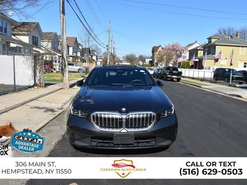 Used 2025 BMW 530i RWD image 2