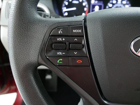 Used 2015 Hyundai Sonata SE image 27