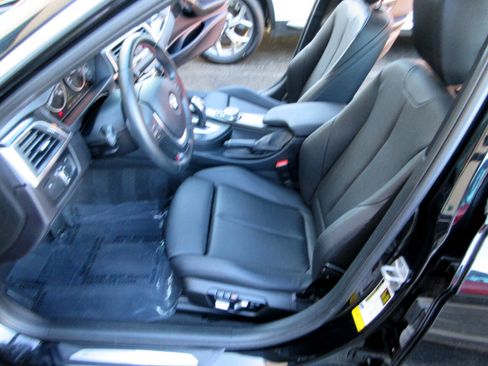 Used 2017 BMW 330i Sedan image 7