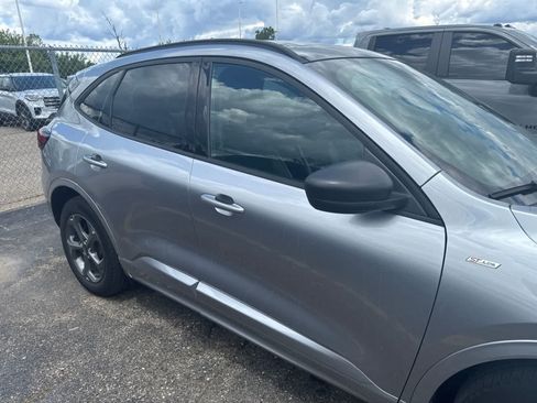 Used 2024 Ford Escape ST-Line w/ Tech Pack #1 AWD/4WD image 7