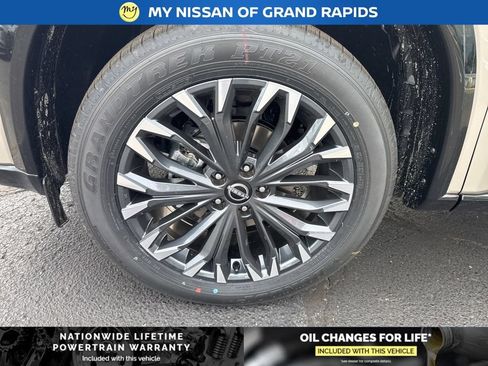 New 2026 Nissan Rogue Platinum AWD/4WD image 6