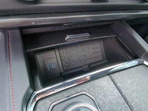 Used 2023 Ford Expedition Limited AWD/4WD image 21