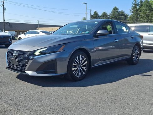 Certified 2023 Nissan Altima 2.5 SV AWD/4WD image 3