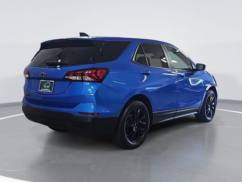 Used 2024 Chevrolet Equinox LS w/ LS Convenience Package FWD image 3
