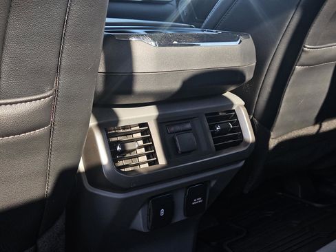 Used 2023 Ford F150 Lariat w/ Equipment Group 502A High image 32