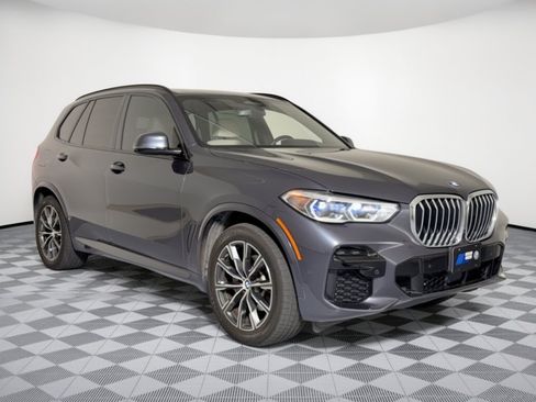 Used 2022 BMW X5 xDrive40i w/ M Sport Package AWD/4WD image 7