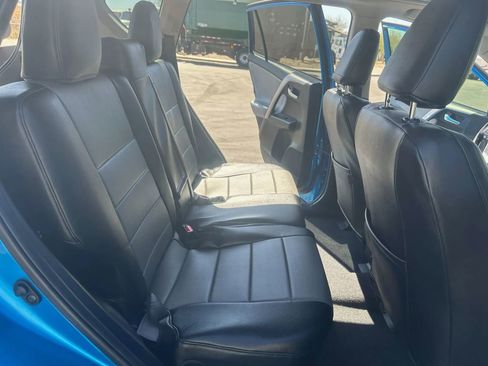 Used 2017 Toyota RAV4 XLE image 19
