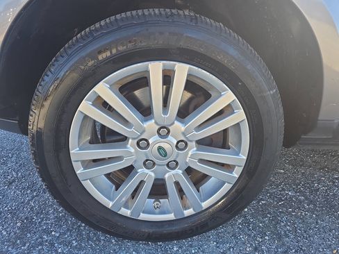 Used 2010 Land Rover LR4 HSE image 24