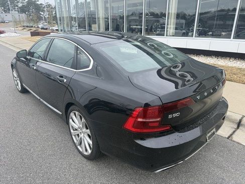 Used 2018 Volvo S90 T8 Inscription w/ Luxury Package image 8