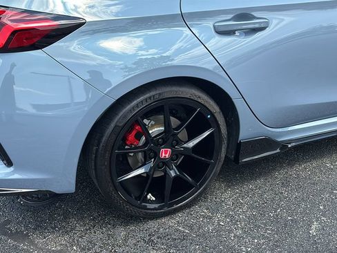 Used 2025 Honda Civic Type R image 8