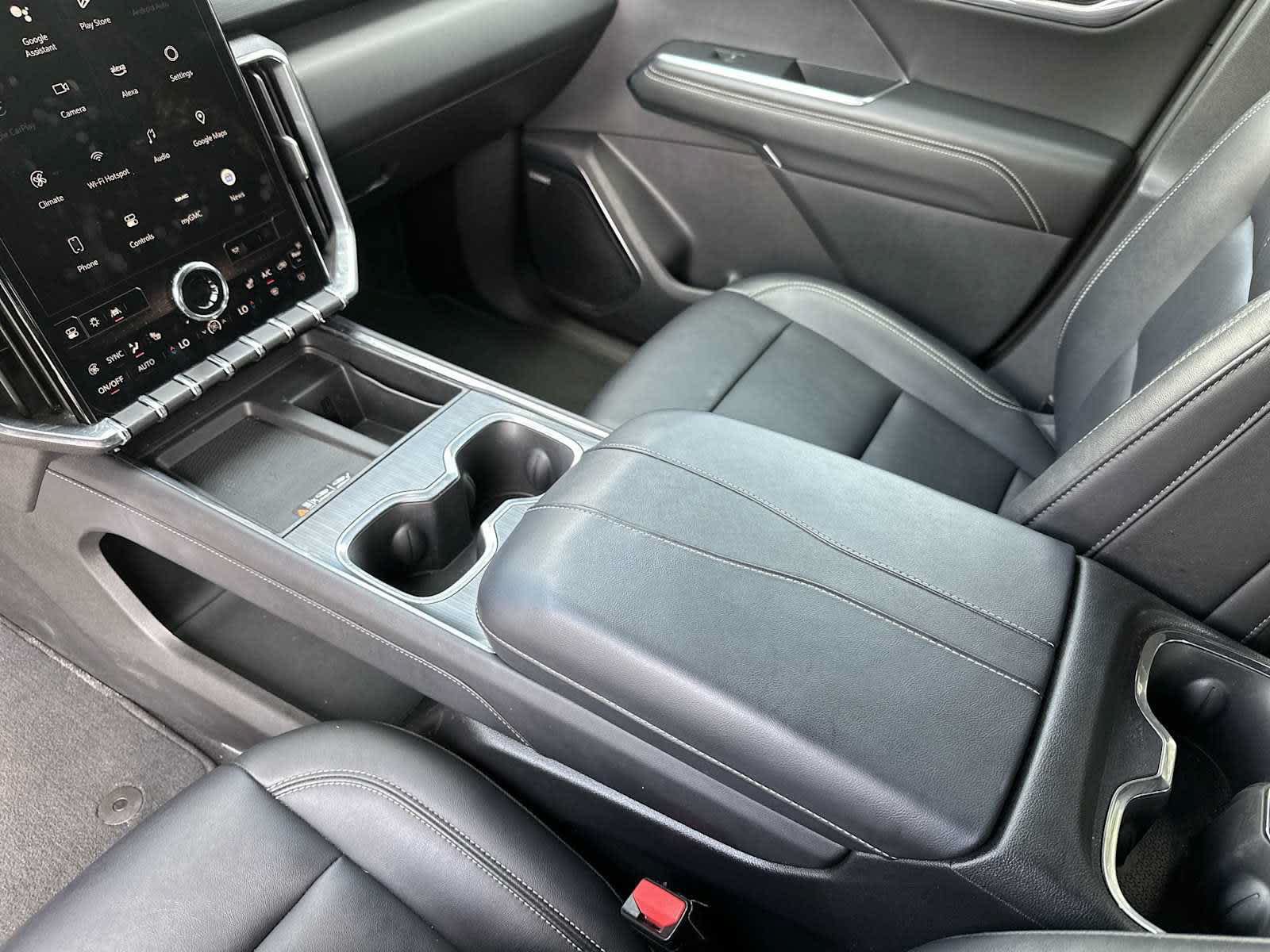 Used 2024 GMC Acadia Elevation AWD/4WD image 21
