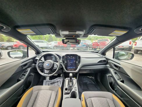 Used 2025 Subaru Crosstrek 2.5i Sport AWD/4WD image 9