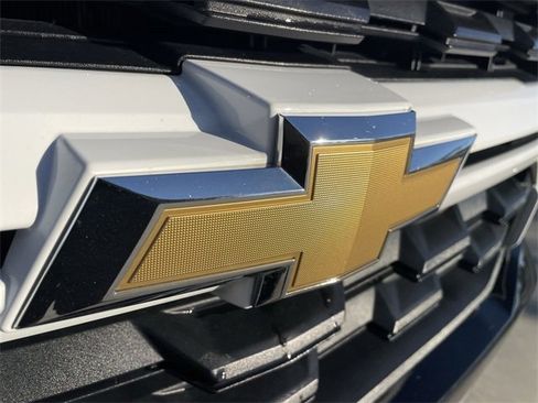 Used 2022 Chevrolet Colorado W/T w/ Custom Special Edition image 28