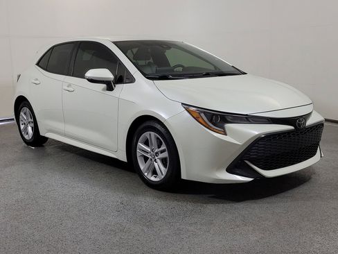 Used 2019 Toyota Corolla SE FWD image 1