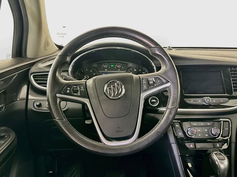 Used 2022 Buick Encore Preferred w/ Safety Package II AWD/4WD image 18
