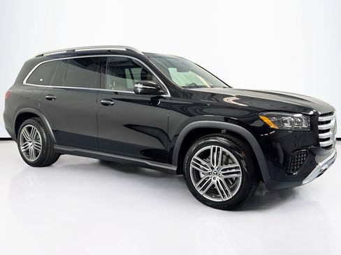 New 2026 Mercedes-Benz GLS 450 GLS 450 4MATIC SUV image 3
