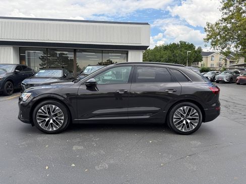Used 2024 Audi Q8 e-tron Premium Plus w/ Premium Plus Package AWD/4WD image 21
