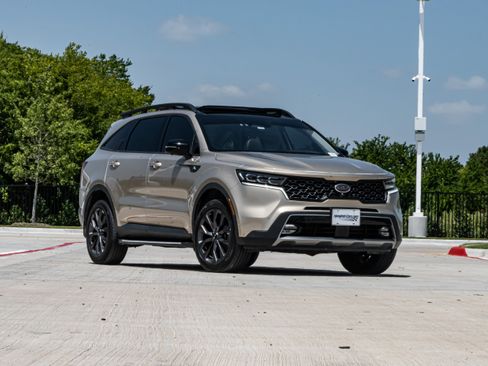 Used 2021 Kia Sorento SX Prestige AWD/4WD image 2
