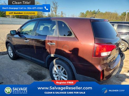 Used 2015 Kia Sorento LX AWD/4WD image 3