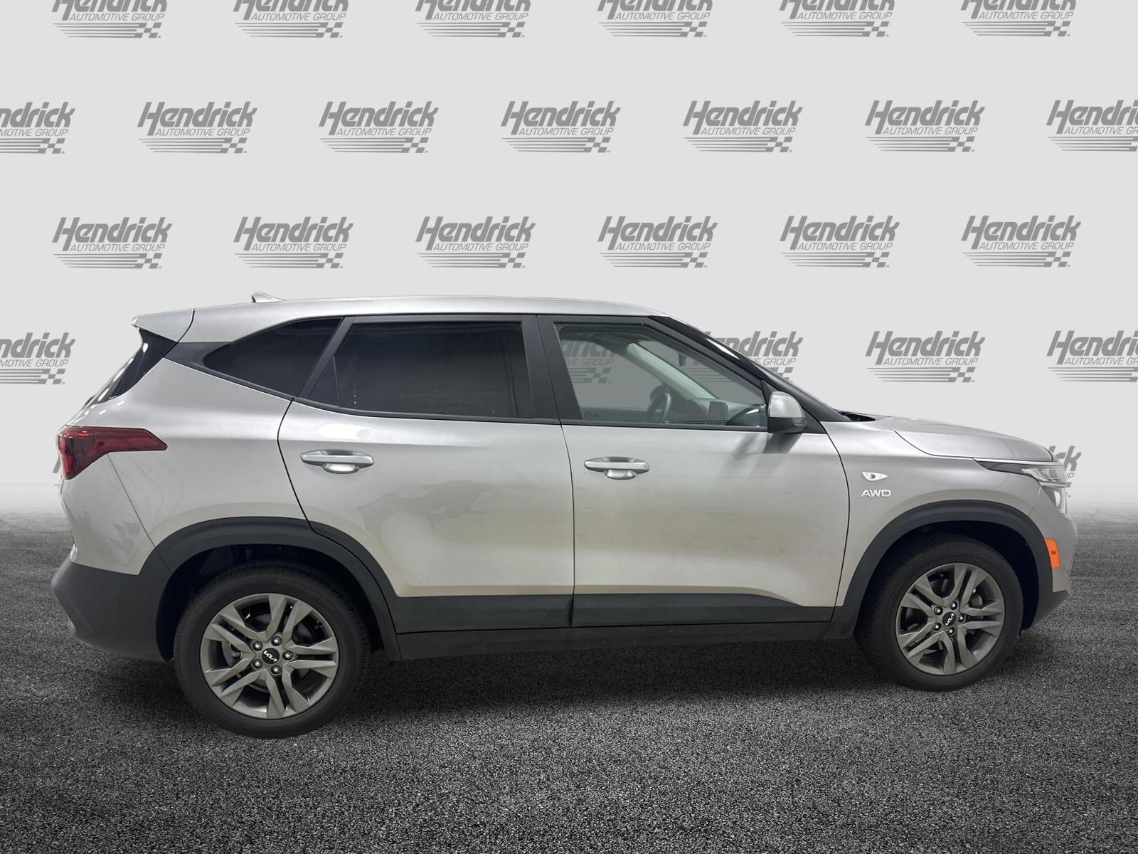 Used 2022 Kia Seltos LX AWD/4WD image 11