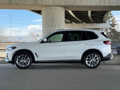 Used 2022 BMW X5 xDrive40i AWD/4WD image 7