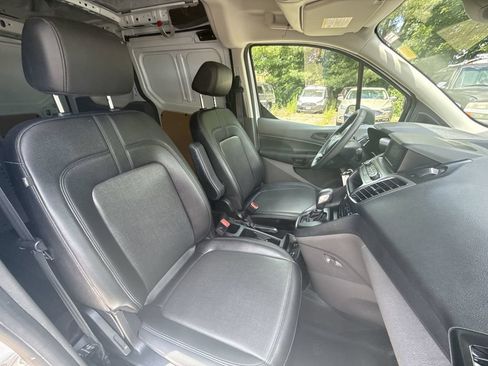 Used 2022 Ford Transit Connect XL FWD image 21