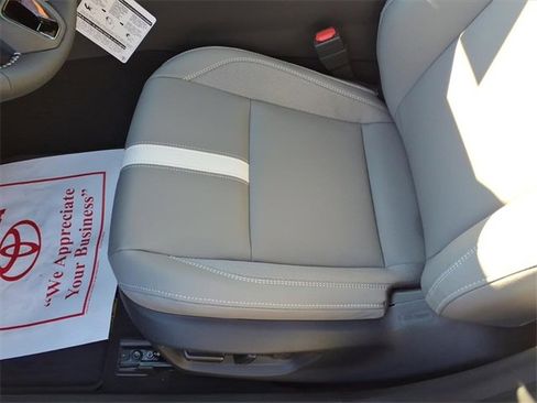 New 2026 Toyota Camry SE image 17