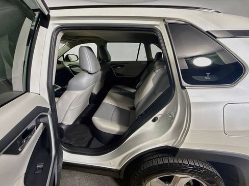 Certified 2021 Toyota RAV4 XLE Premium AWD/4WD image 23