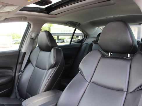 Used 2017 Acura TLX FWD image 20