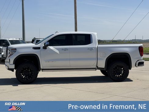 Certified 2022 GMC Sierra 1500 Denali Ultimate AWD/4WD image 9