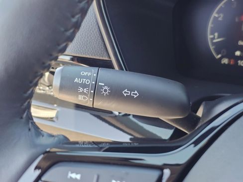 Used 2023 Honda CR-V EX-L image 23