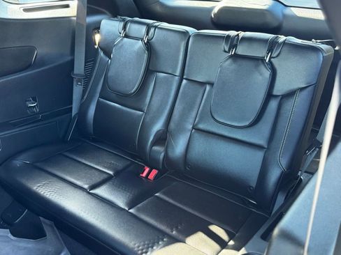 Used 2024 Ford Explorer ST w/ Equipment Group 401A image 5