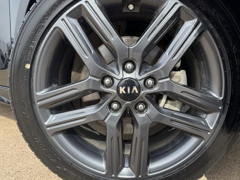 Used 2020 Kia Forte GT-Line image 11